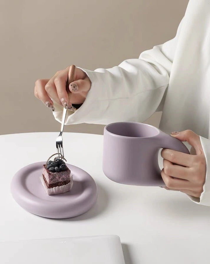 Aaponminimarket Handcrafted Bauhaus Ceramic Chubby Mugs