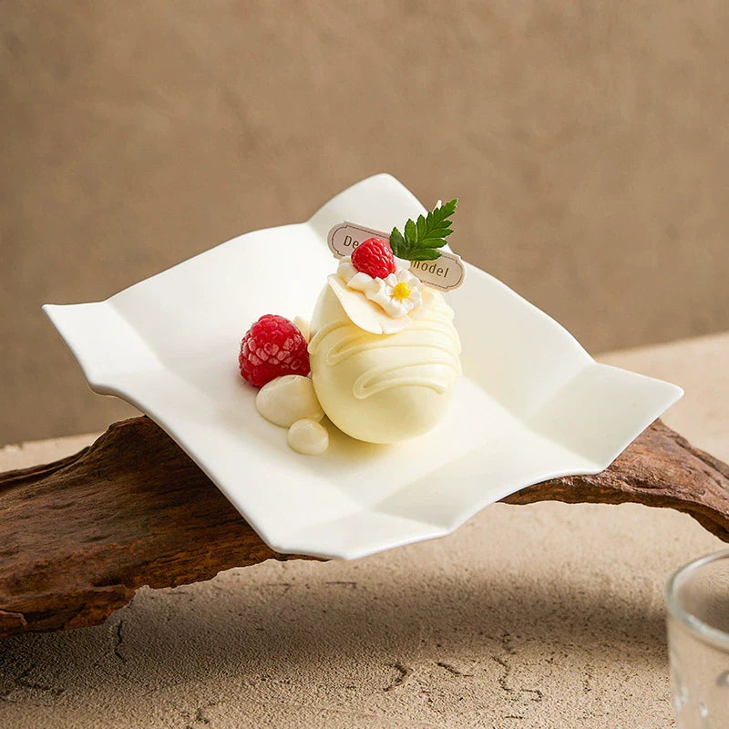 Aapon mini market - Wave-Edge Square Dessert Plate 5.5