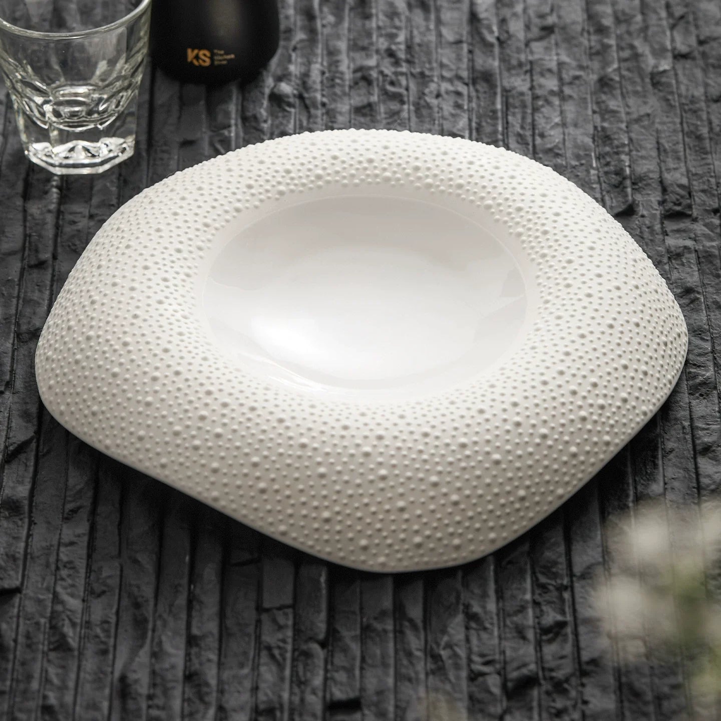 Aapon mini market -Handcrafted Porcelain Plate with Sesame Grain Texture