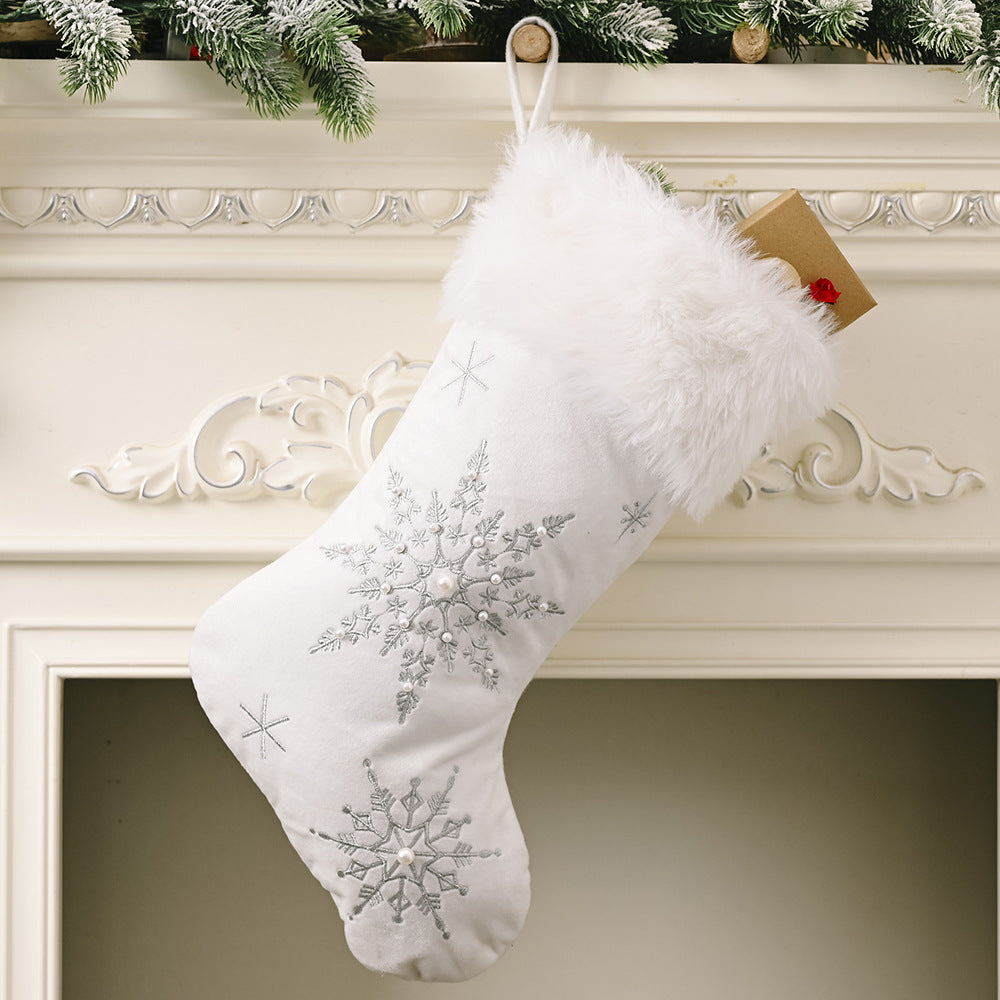 White plush snowflake Christmas stocking – view 4