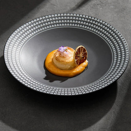 Aaponminimarket Chain-Link Geometric Matte Black Pasta Plate