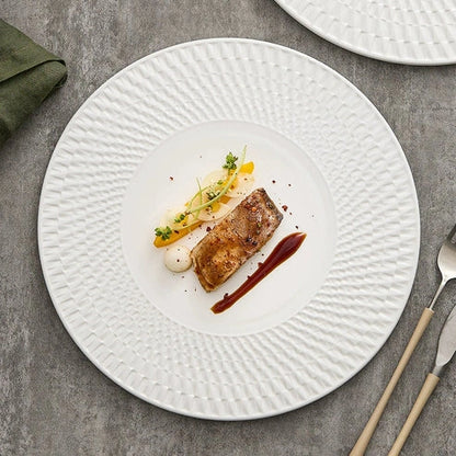 Aaponminimarket Embossed Spiral Shadow White Ceramic Plate