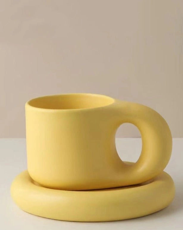 Aaponminimarket Handcrafted Bauhaus Ceramic Chubby Mugs