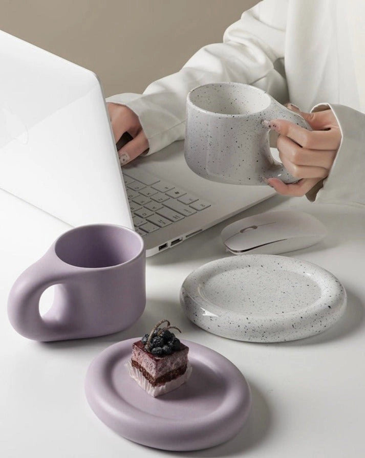 Aaponminimarket Handcrafted Bauhaus Ceramic Chubby Mugs