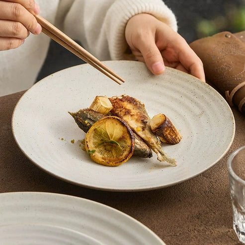 Aaponminimarket Handcrafted Stoneware Shallow Plate
