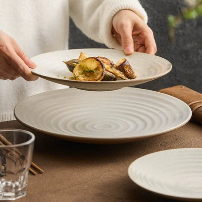 Aaponminimarket Handcrafted Stoneware Shallow Plate