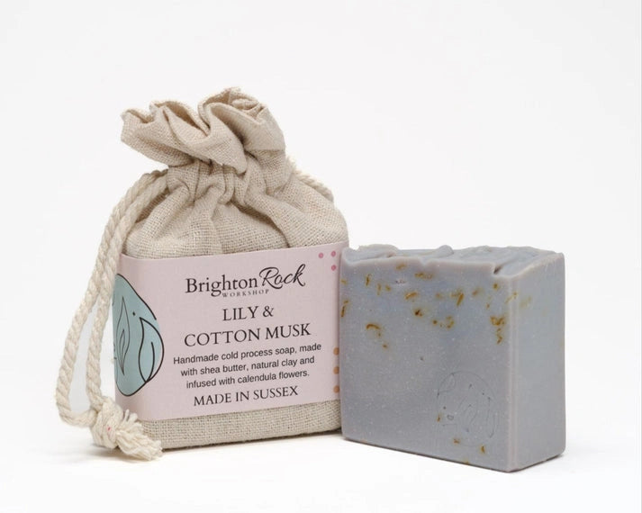 Aaponminimarket Lily & Cotton Musk Shea Butter Soap