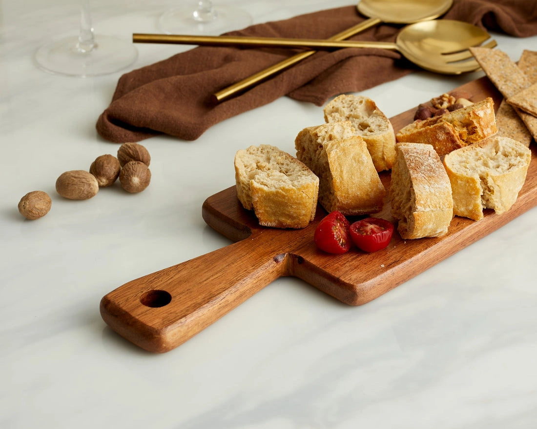 Aaponminimarket Malli Wood Serving Board with Handle