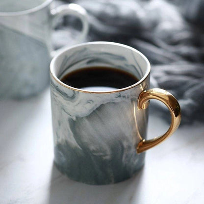 Aaponminimarket Marble Mug with Gold Handle