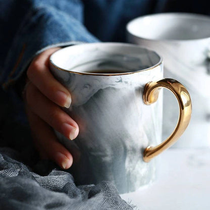 Aaponminimarket Marble Mug with Gold Handle