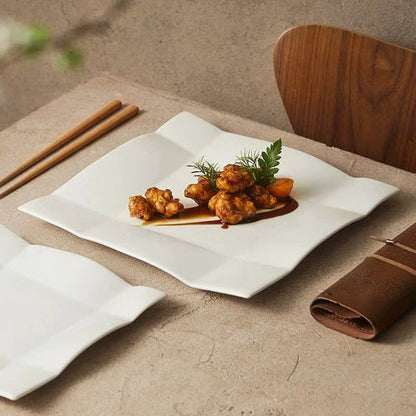 Aaponminimarket Origami-Inspired Square Ceramic Plate
