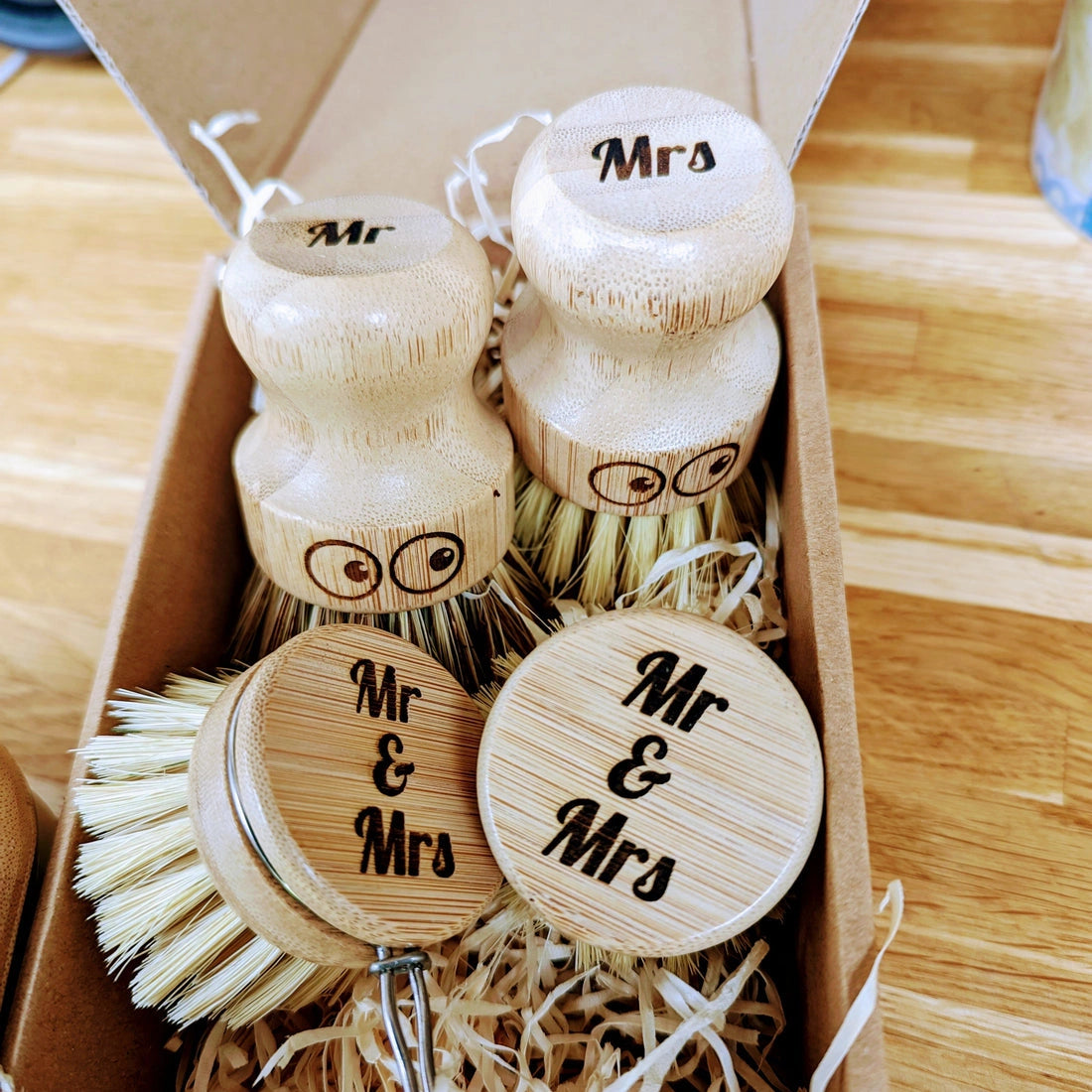 Aaponminimarket Personalised Dish Brush Gift Set