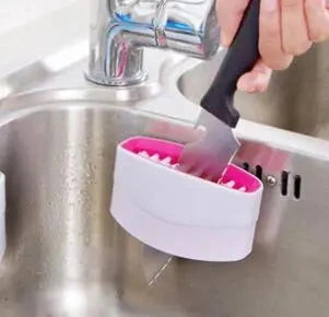 Aaponminimarket Tough-On-Stains Alligator Kitchen Scrubber