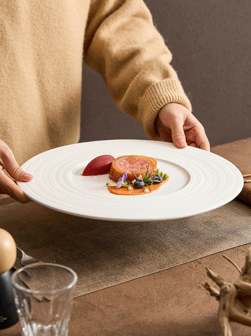 Aaponminimarket Wide-Rim Brushed Ceramic Plate