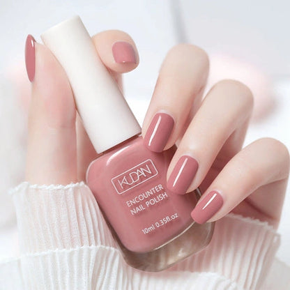 Chic Quick Dry Nail Polish (10ml)