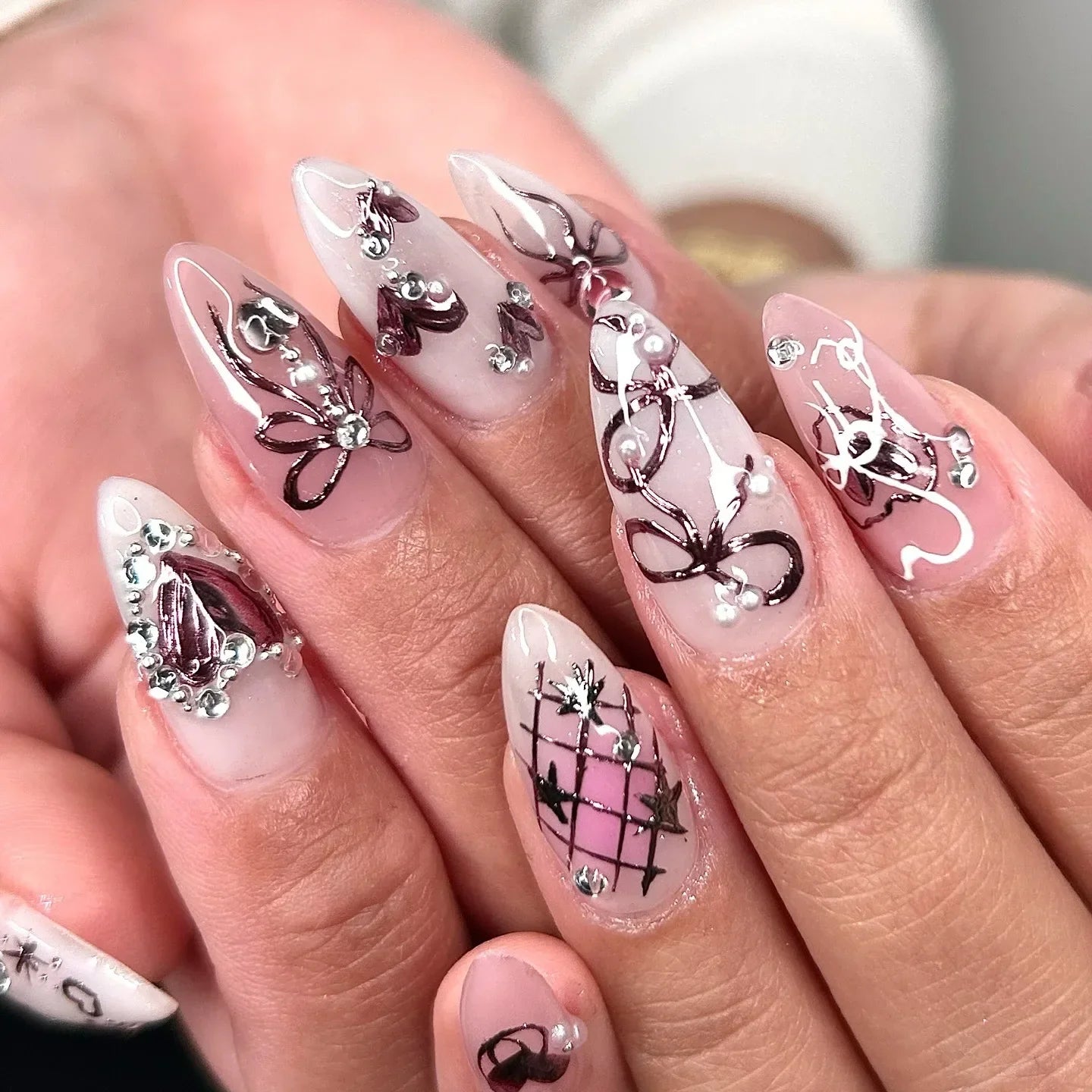 Aapon Mini Market Ltd Colorful 3D Press-On Nails