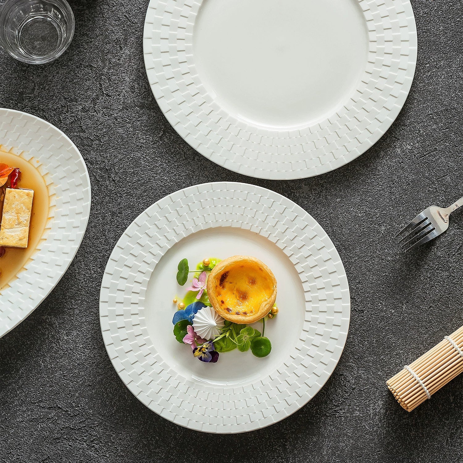 Aapon mini market - Embossed Weave-Texture Flat Plate 