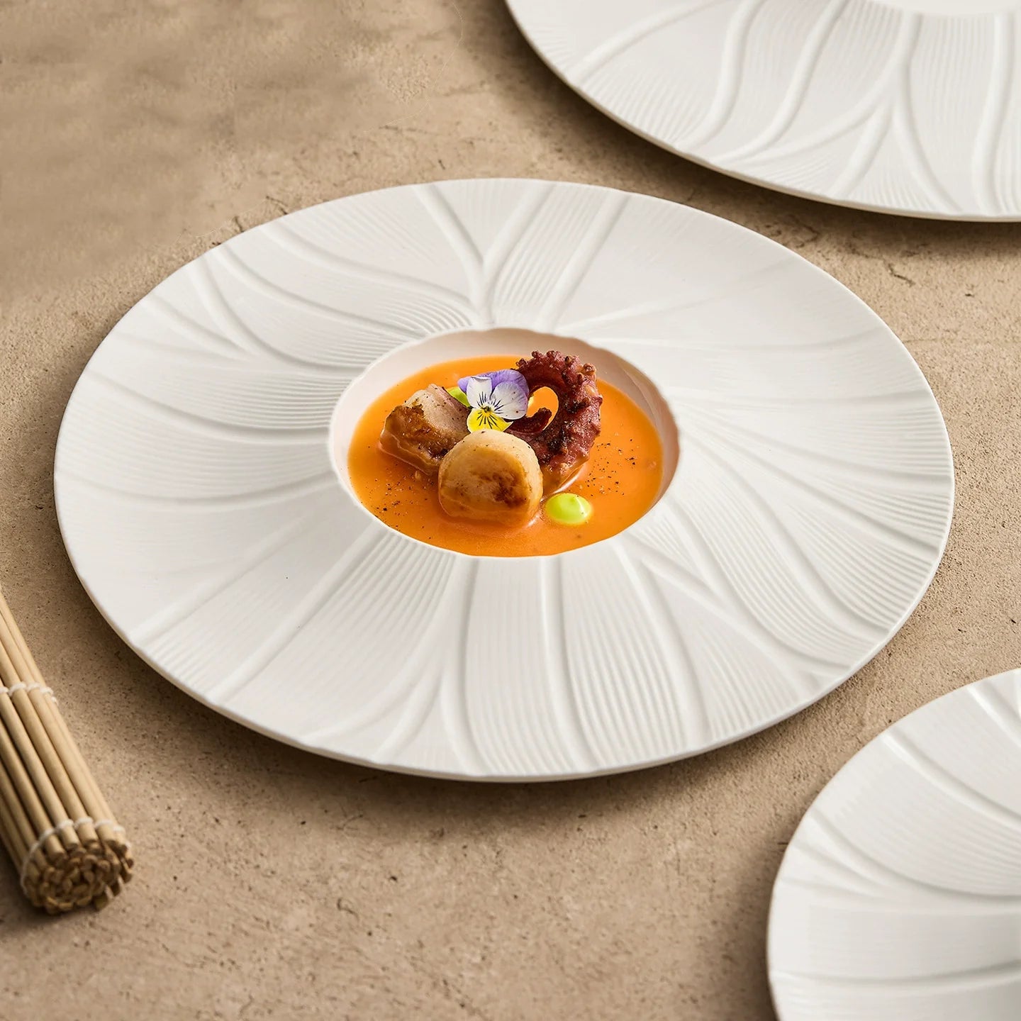 Aapon mini market - GOSEUNG Petalwave Porcelain Plate