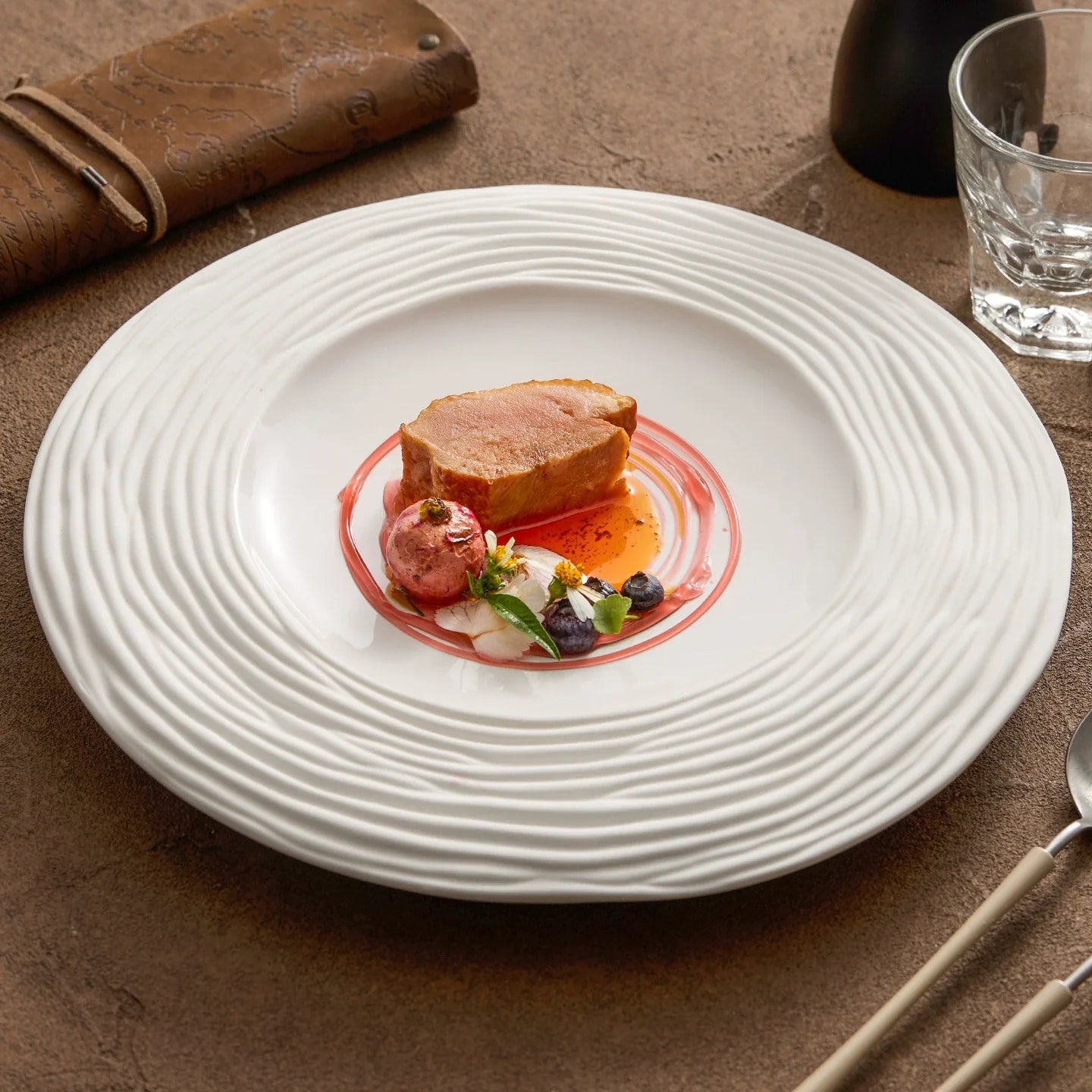 Aapon mini market - Double-Layer Ripple Porcelain Dinner Plate