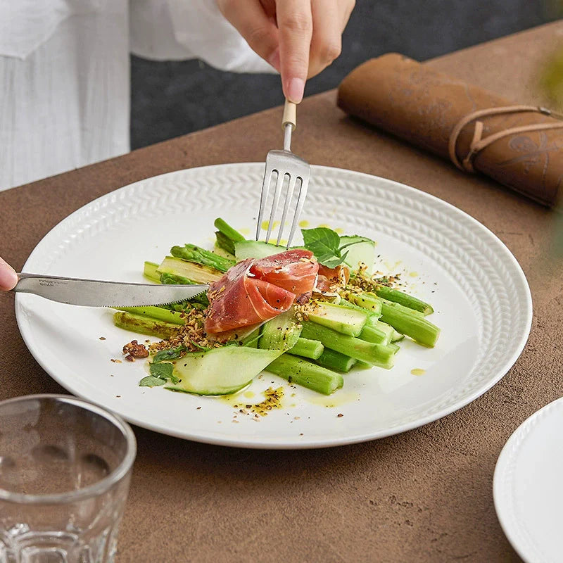 Aapon mini market -Braided Rim White Ceramic Plate