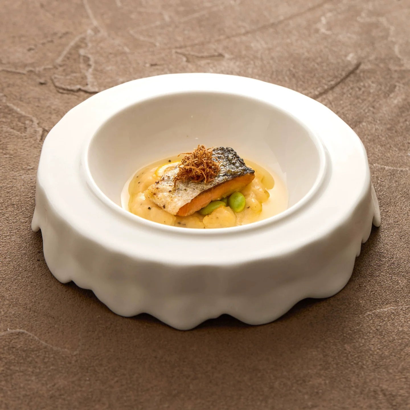Aapon mini market - GOSEUNG “Cloudform” Sculpted Porcelain Plate