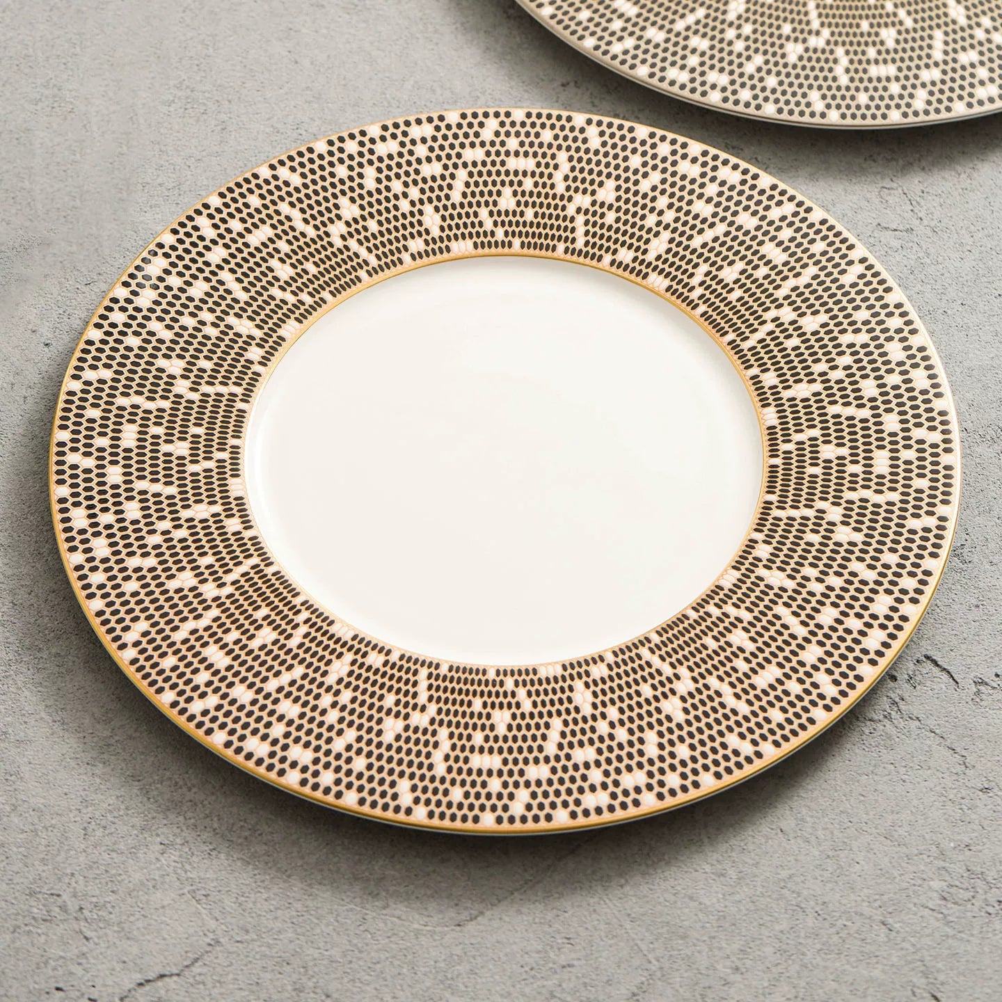 Aapon mini market -Artisanal Mosaic Porcelain Plate