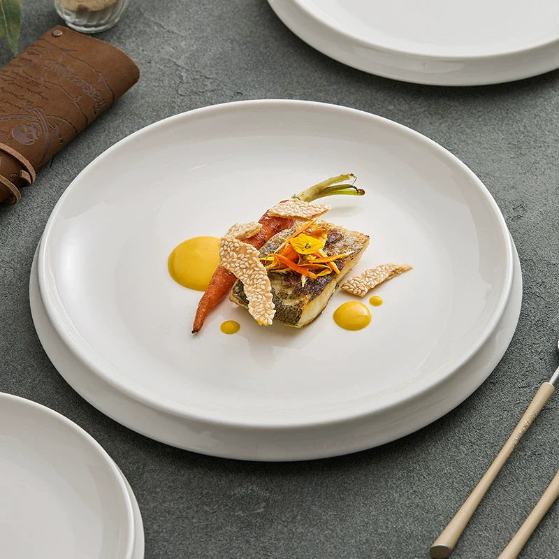 Aapon mini market -Minimalist Deep Porcelain Plate