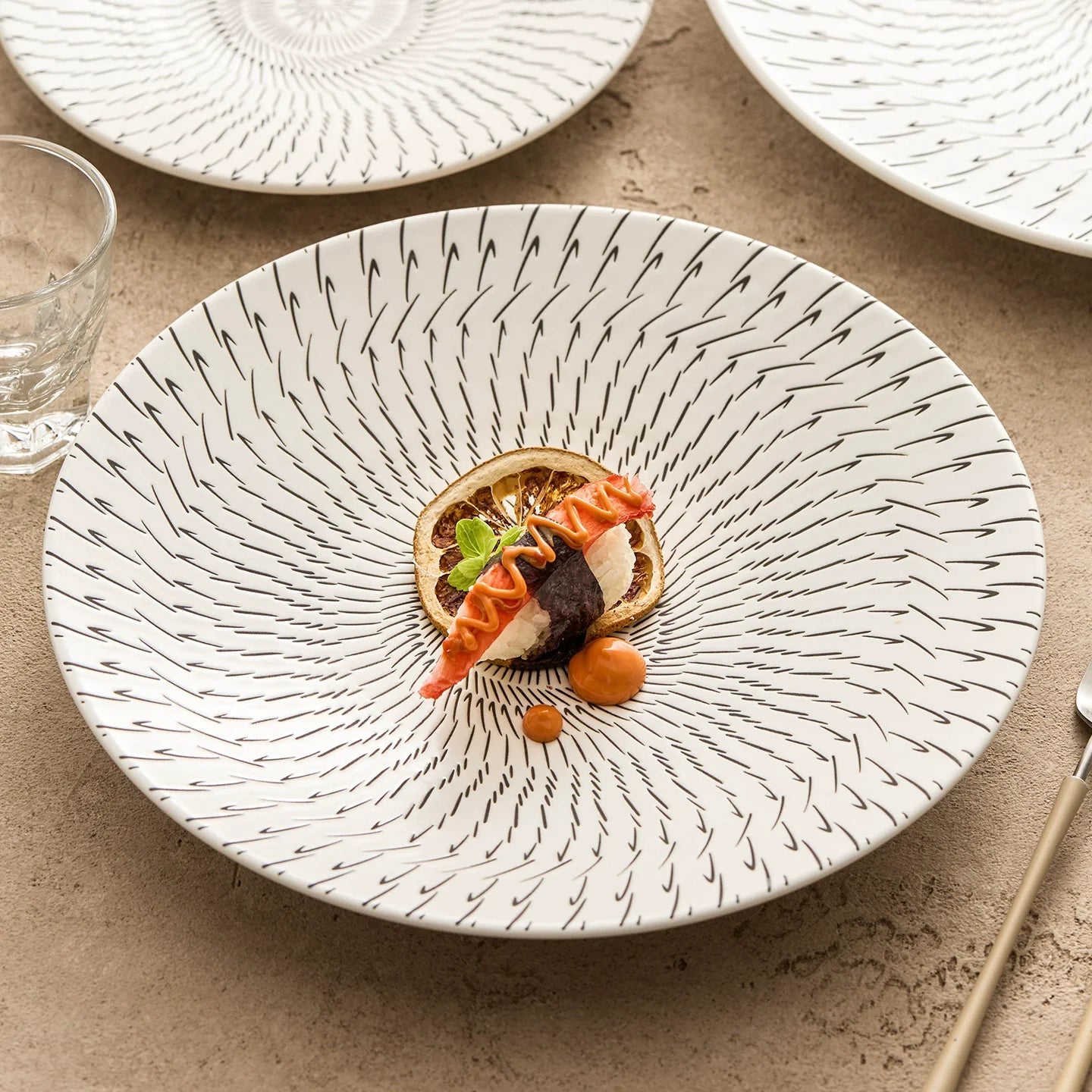 Aapon mini market - Radiant Pattern Ceramic Dinner Plate