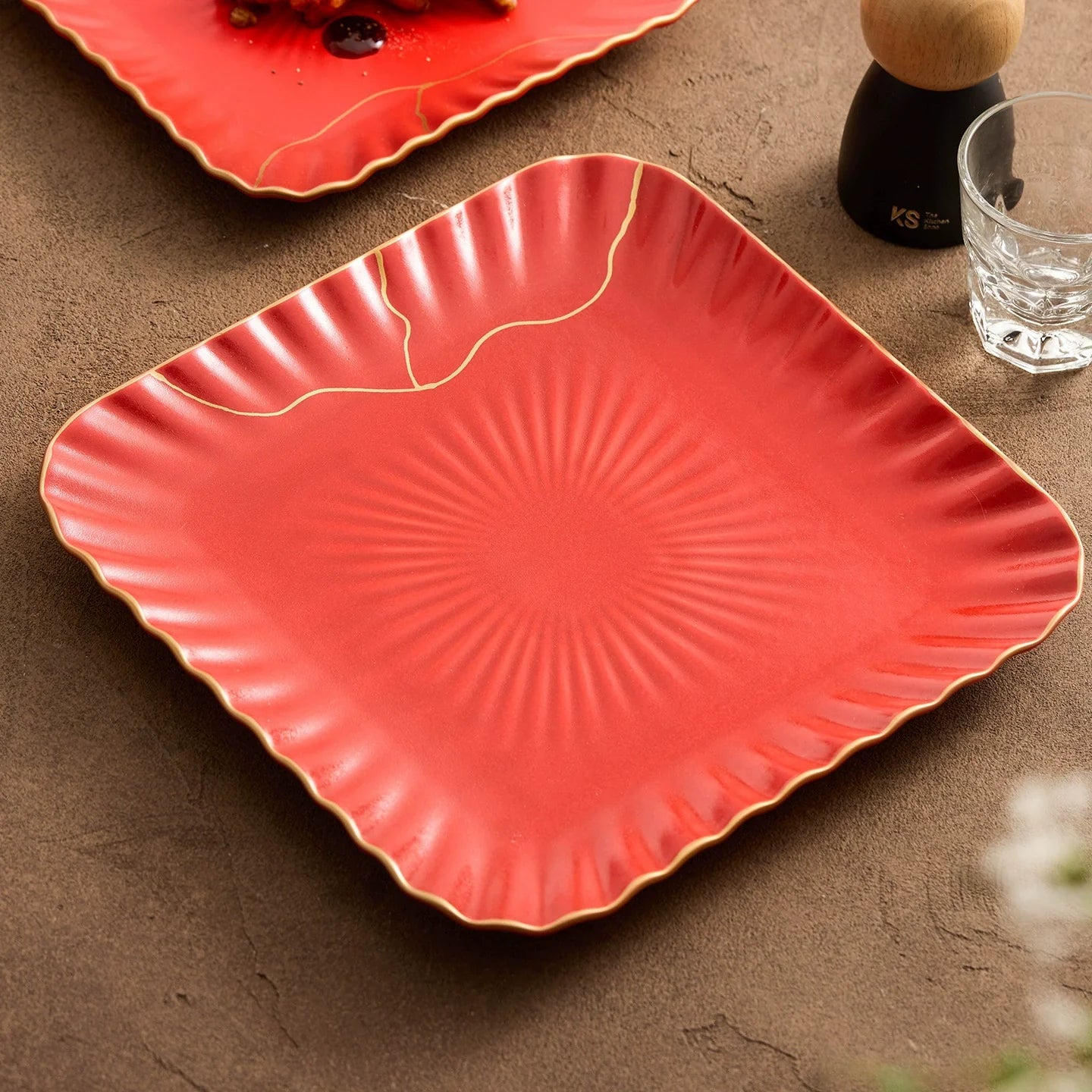 Aapon mini market - Red Vermilion Glazed Porcelain Square Plate