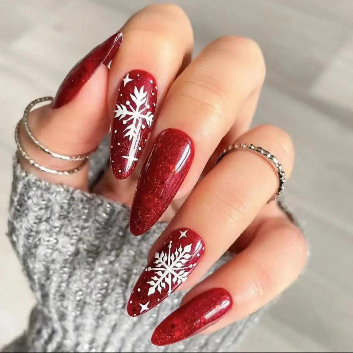 Christmas Press-On Nails – 24-Piece Sets, 60+ Designs
