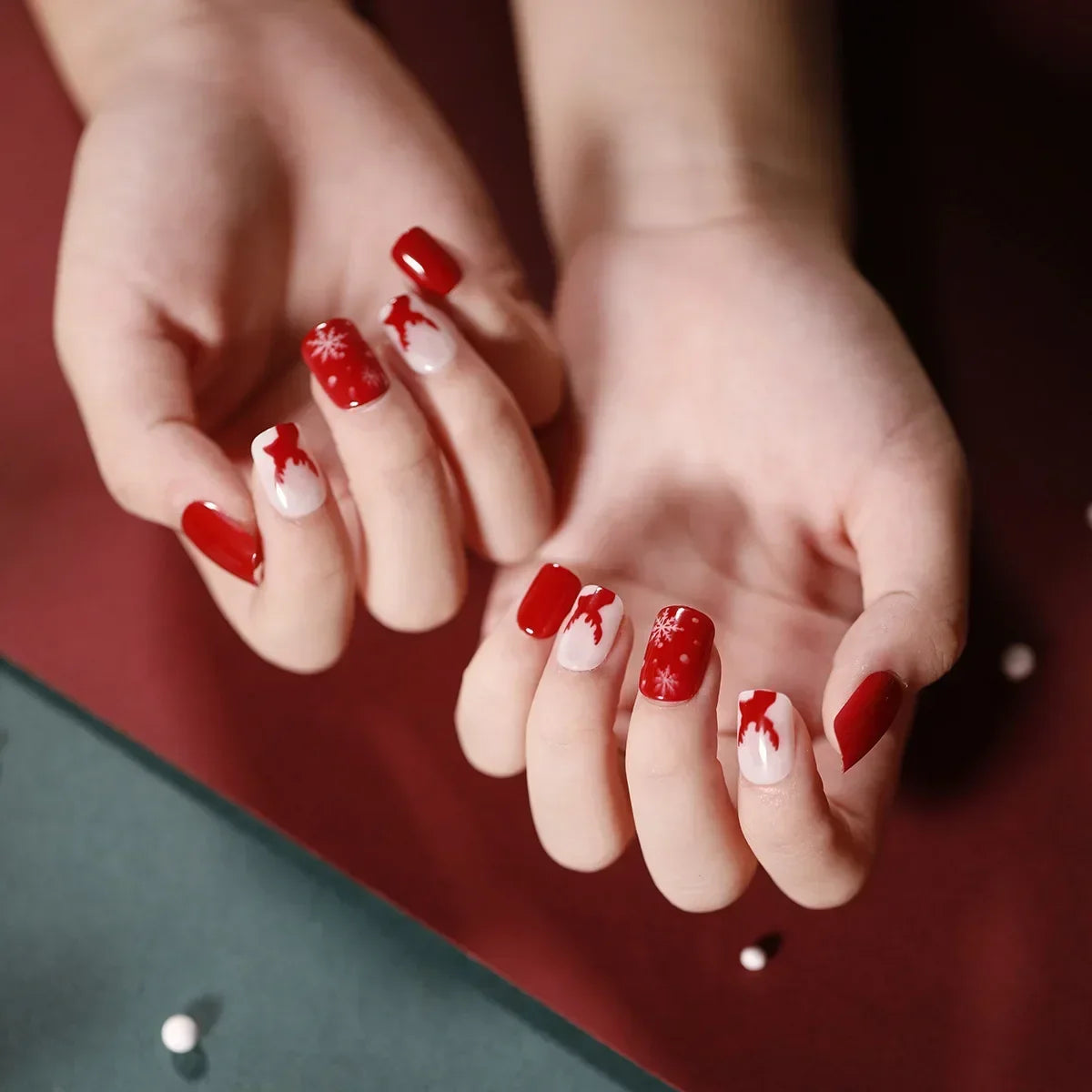 Christmas Press-On Nails – 24-Piece Sets, 60+ Designs