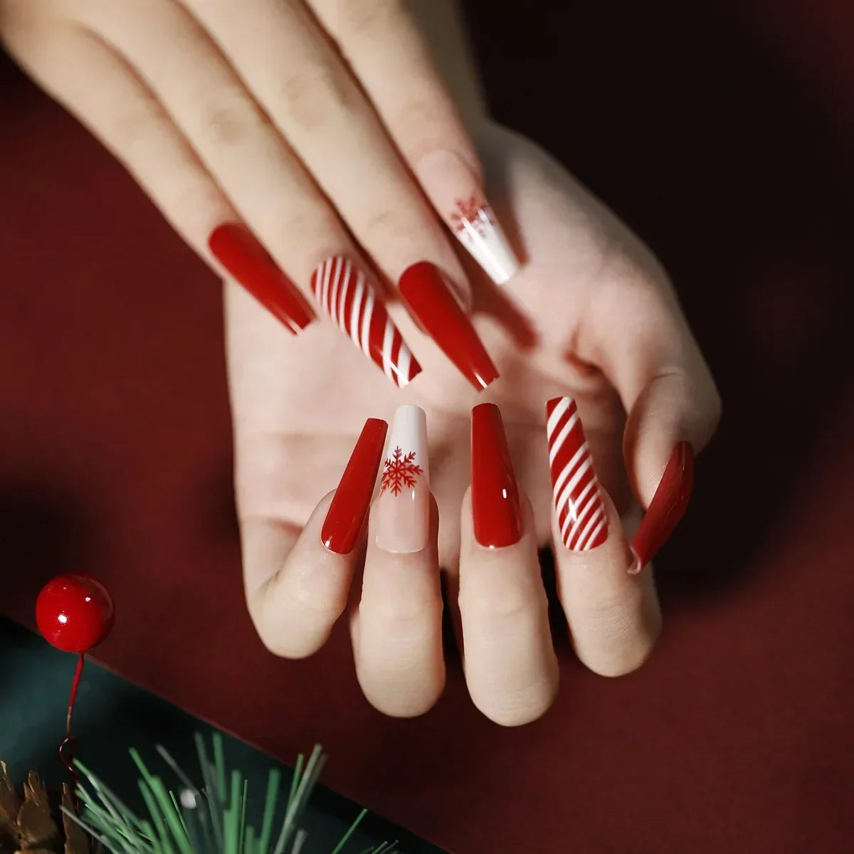 Christmas Press-On Nails – 24-Piece Sets, 60+ Designs