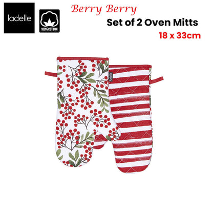 NNEDSZ Berry Berry Christmas Set of 2 Oven Mitts