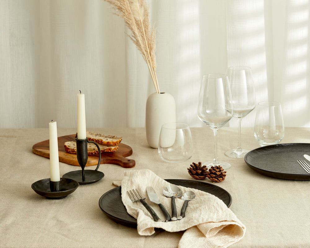 Aapon mini market -Seville Silver Stainless Steel Rustic Cutlery Set