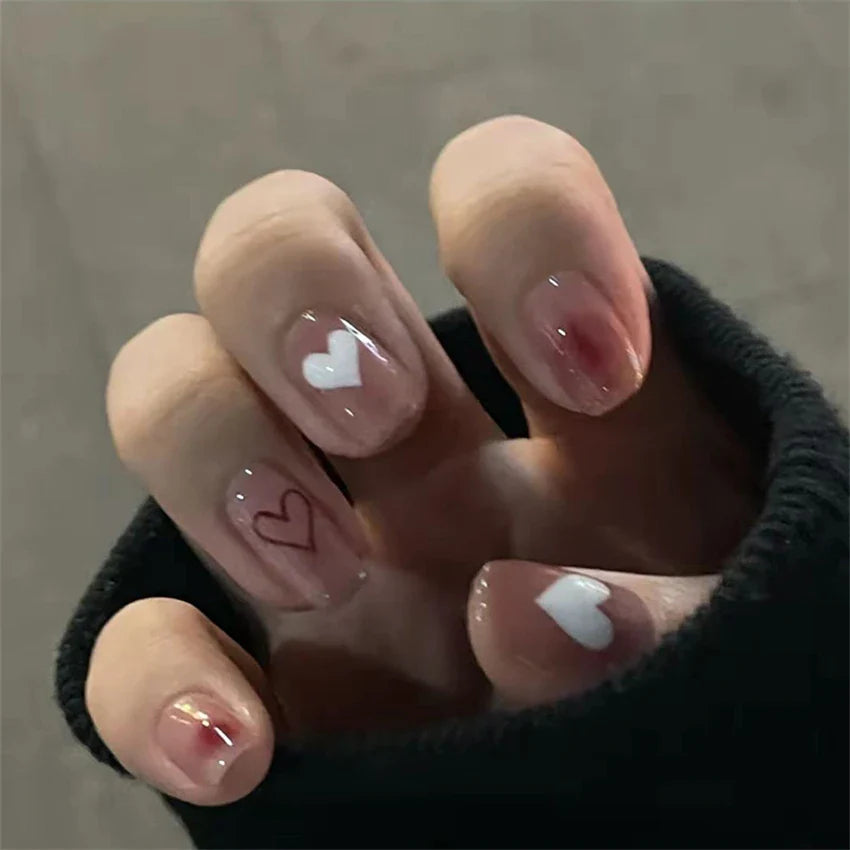 White Small Flower Acrylic Press-On Nails