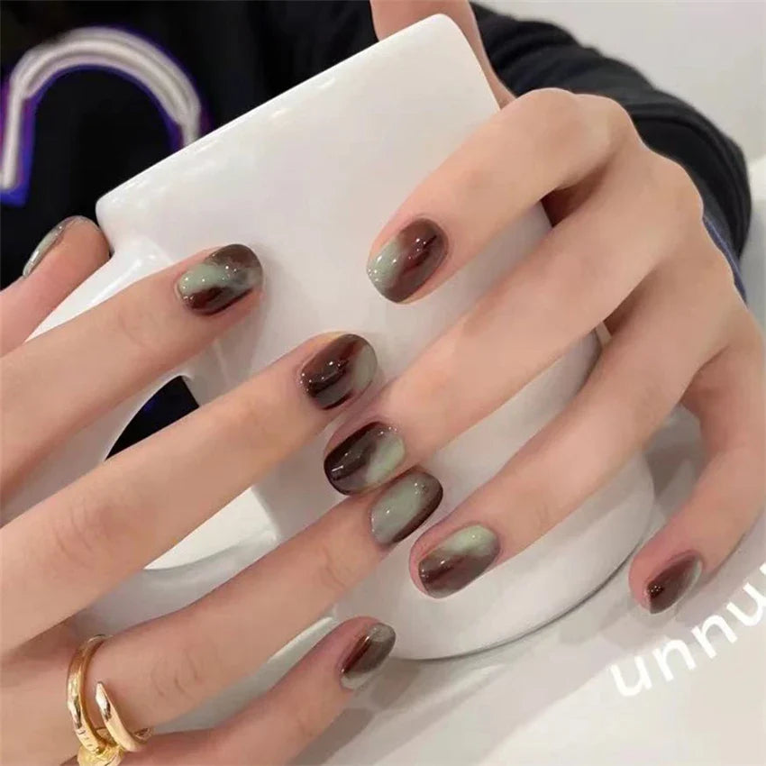 White Floral Press-On Nails
