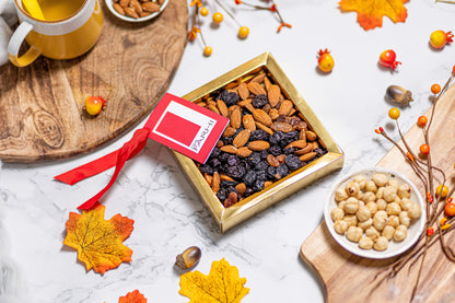 Sultanas & Raisins Mix Gift Box, 180g-2