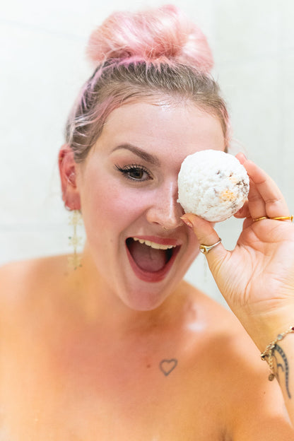 Aapon Mini Market Ltd - Bath Truffle Selection Box